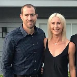 Meet your Posher, Lauretta